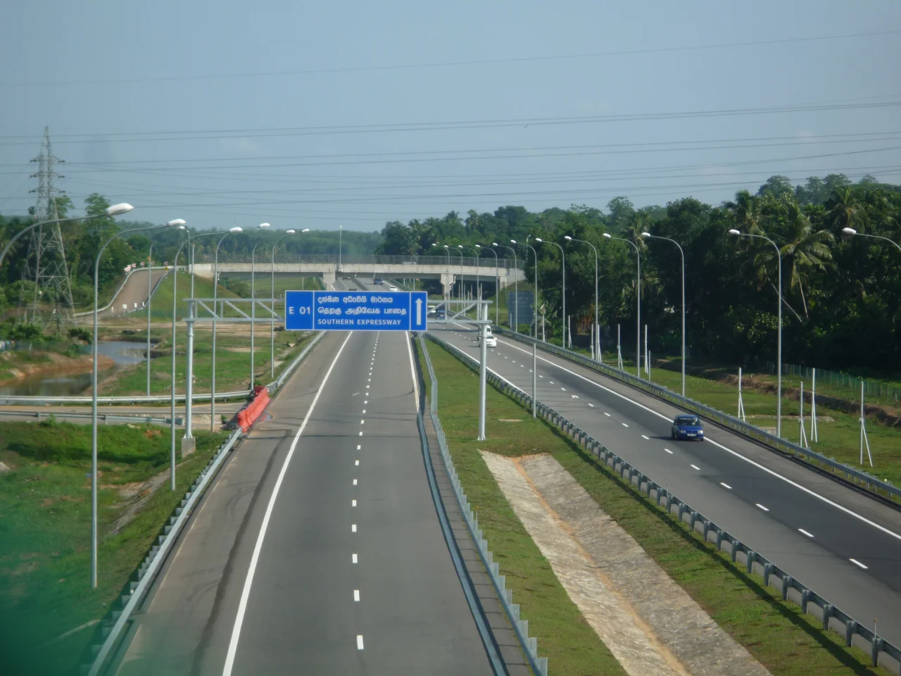 Southern Expressway  is Sri Lanka's first E Class highway. The 126 km (78 mi) long highway links the Sri Lankan capital Colombo with Galle and Matara, major cities in the south of the island.