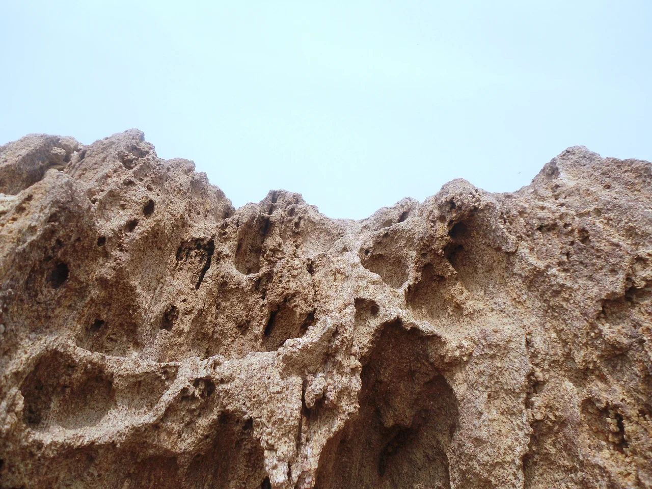 Khondalite suite of rocks (Eastern Ghats) at Tenneti park beach in Visakhapatnam
