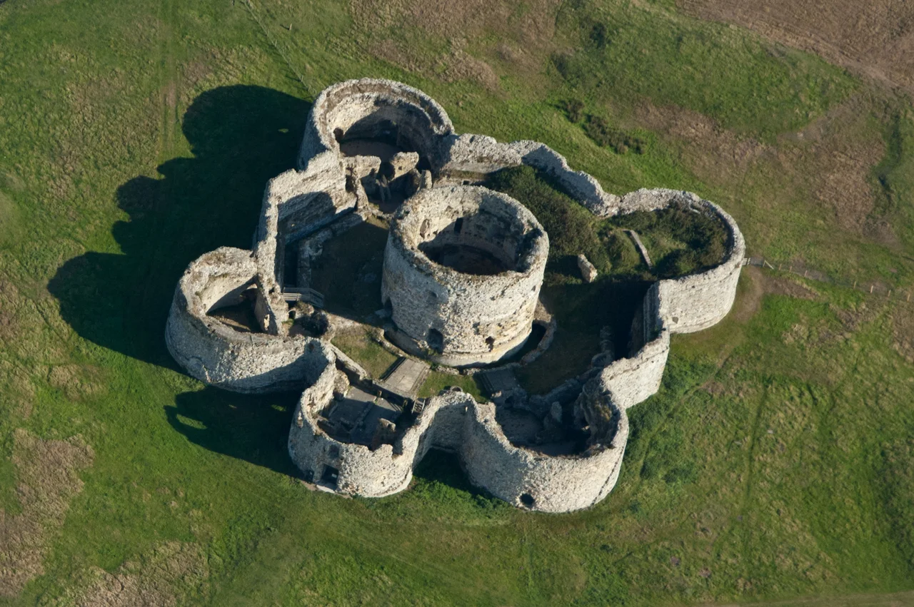 An aerial photograph of Camber Castle.