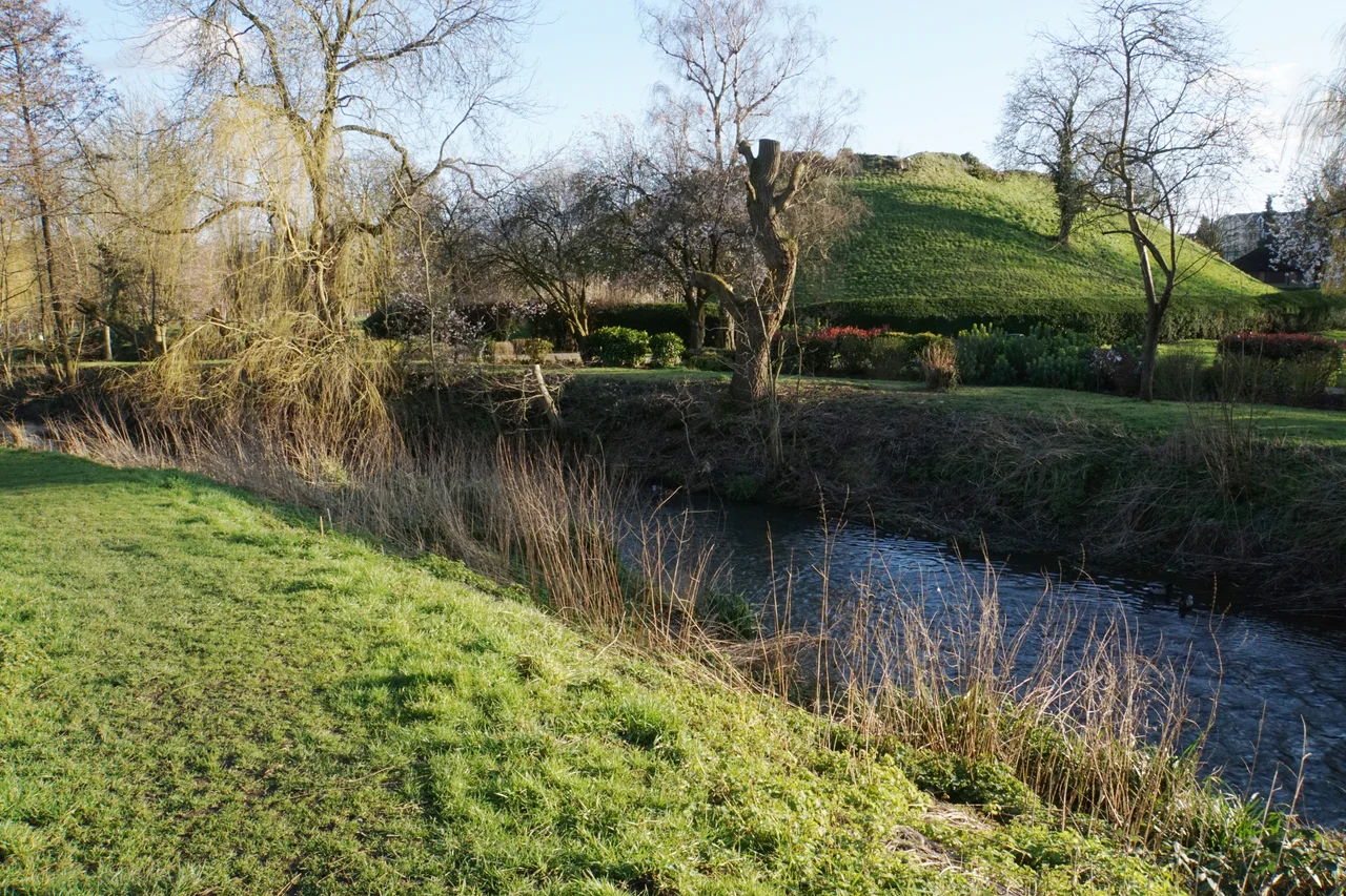 Waytemore Castle, Bishop' s Stortford This large earth mound is all that remains of the castle.