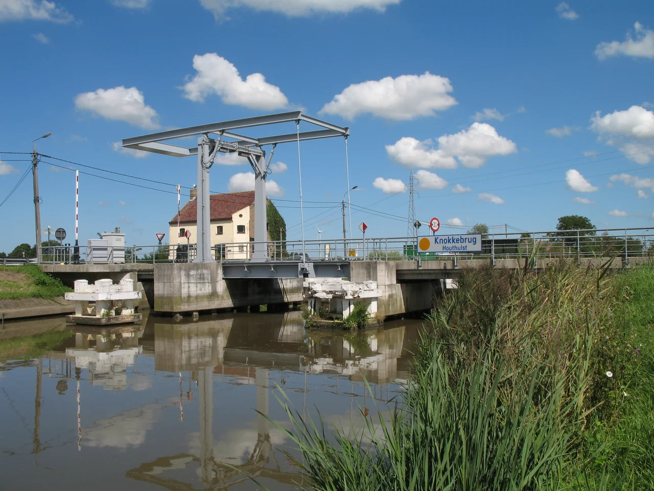 Knokke bridge on the IJzer river at Houthulst (West Flanders, Belgium)