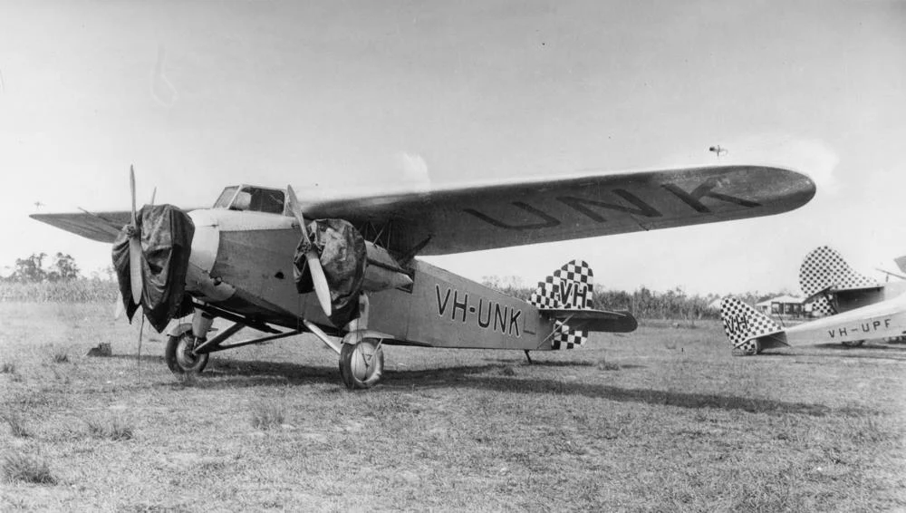 Star of Cairns, an Avro 619 Five, VH-UNK, ca. 1930.
Star of Cairns crashed on 31 December 1930. (Decscription supplied with photograph).