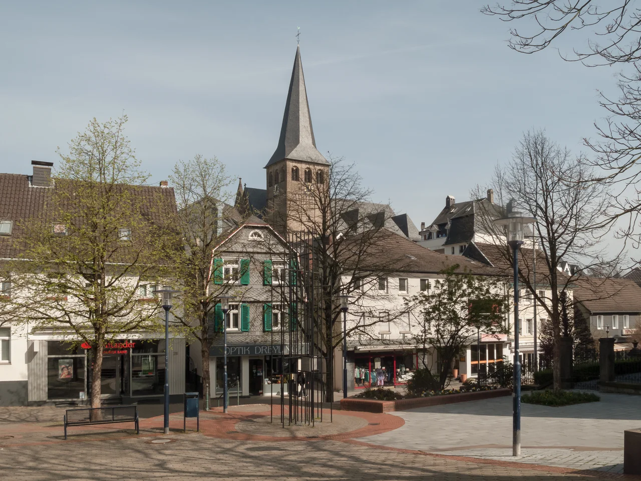 Mettmann, church tower (Sankt Lambertuskirche) in the street