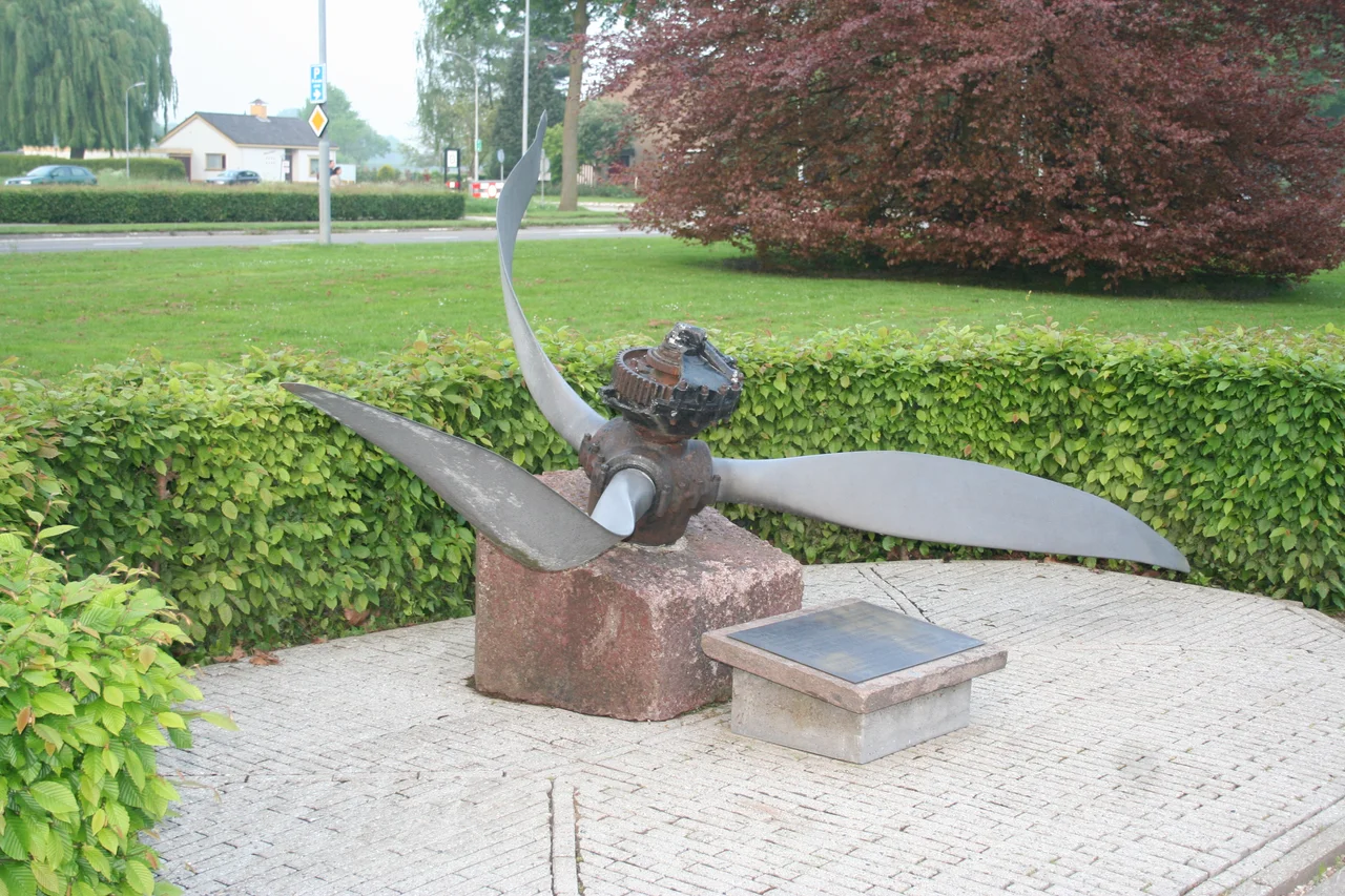This is an image of a war memorial in the Netherlands, number: