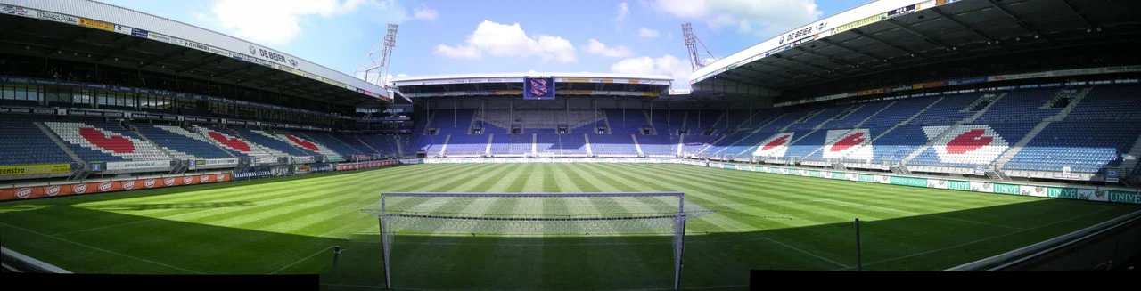 Abe Lenstra Stadion in Heerenveen (panorama)