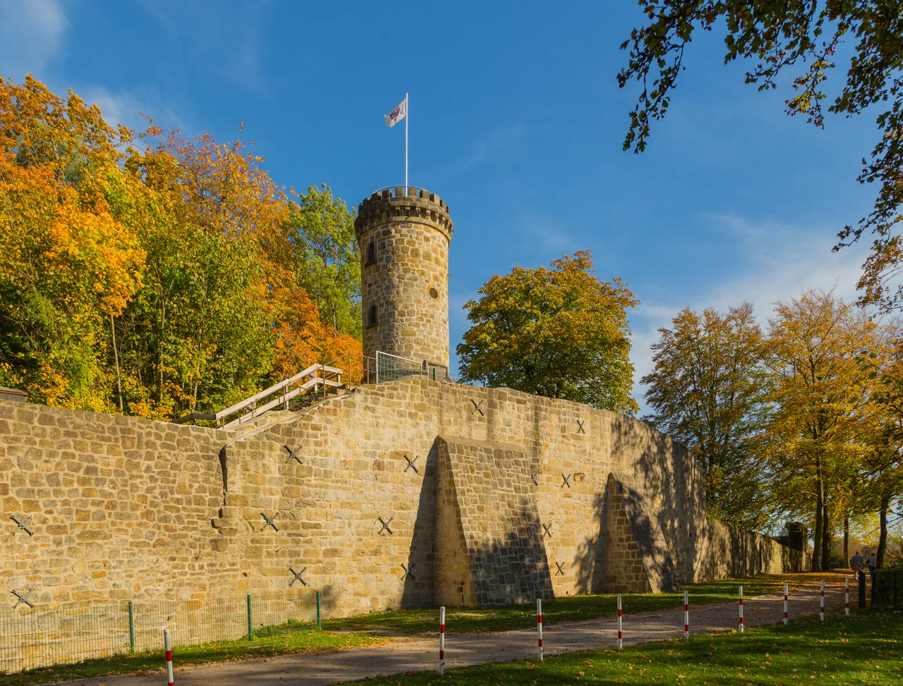 Wier Tower (Wierturm) on top of the ruin of Tecklenburg Castle (Burg Tecklenburg) in Tecklenburg, Kreis Steinfurt, North Rhine-Westphalia, Germany.