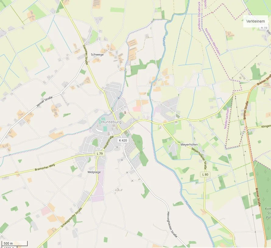 Das Dorf  Hunteburg mit seinen verschiedenen Ortsteilen liegt am Fluss Hunte. Hier bei Openstreetmap.org (siehe hier).