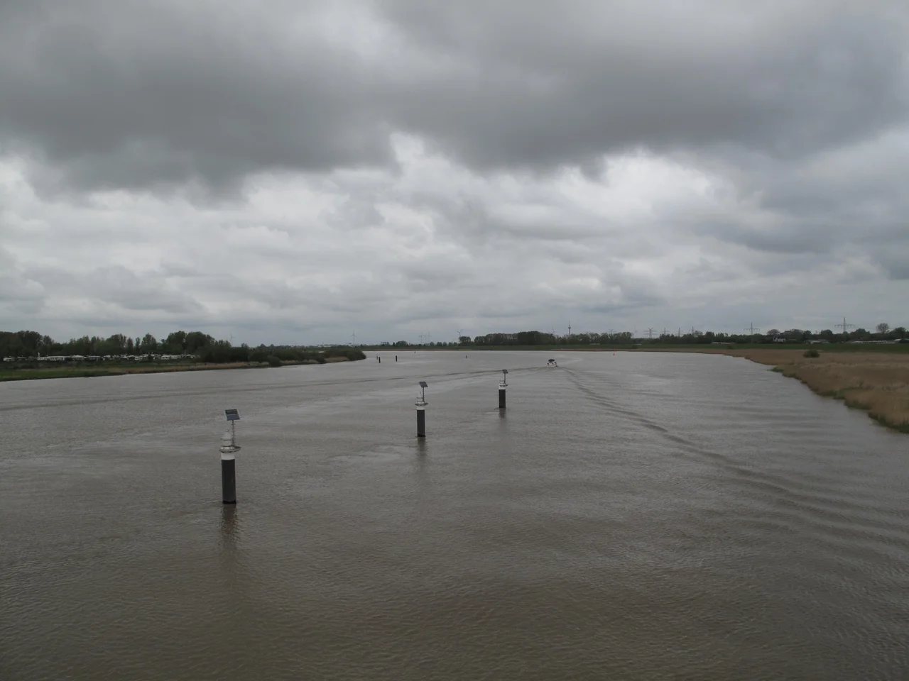near Leer, river: the Eems