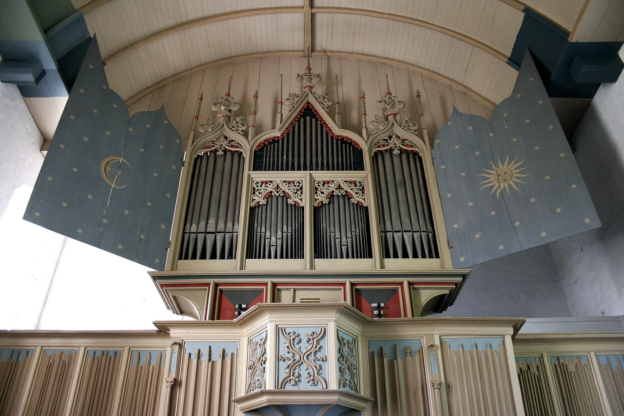 The 1457/1513 organ in Rysum, Germany, restored in 1957 by Ahrend and Brunzema.