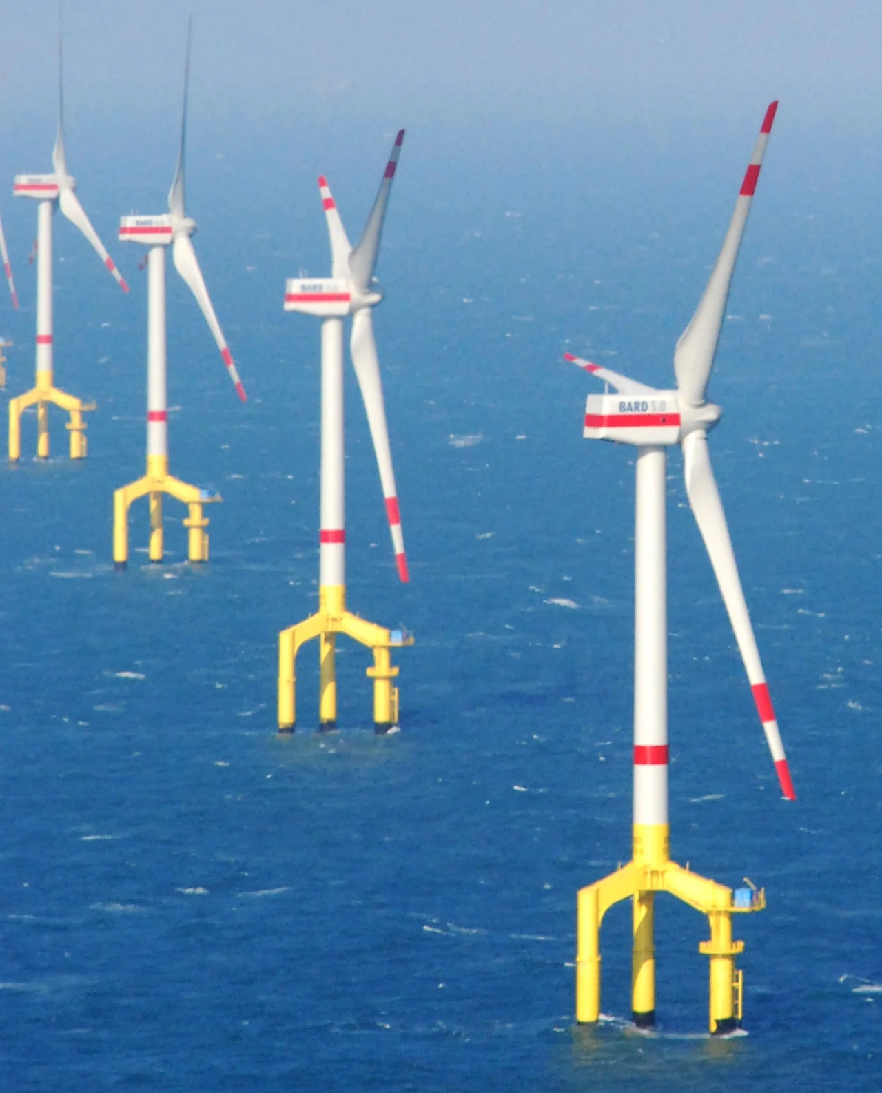 Parc éoliens offshore BARD Offshore 1 au nord de l' île de Borkum en 2011