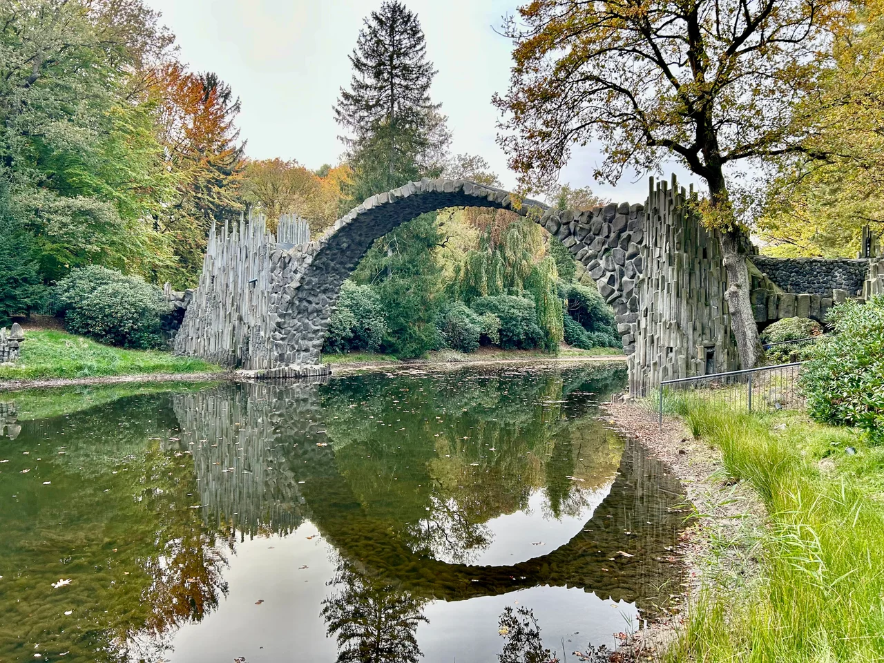 Rakotzbrücke, basalt bridge over Rakotzsee lake, Kromlau, Lausitz, Saxony