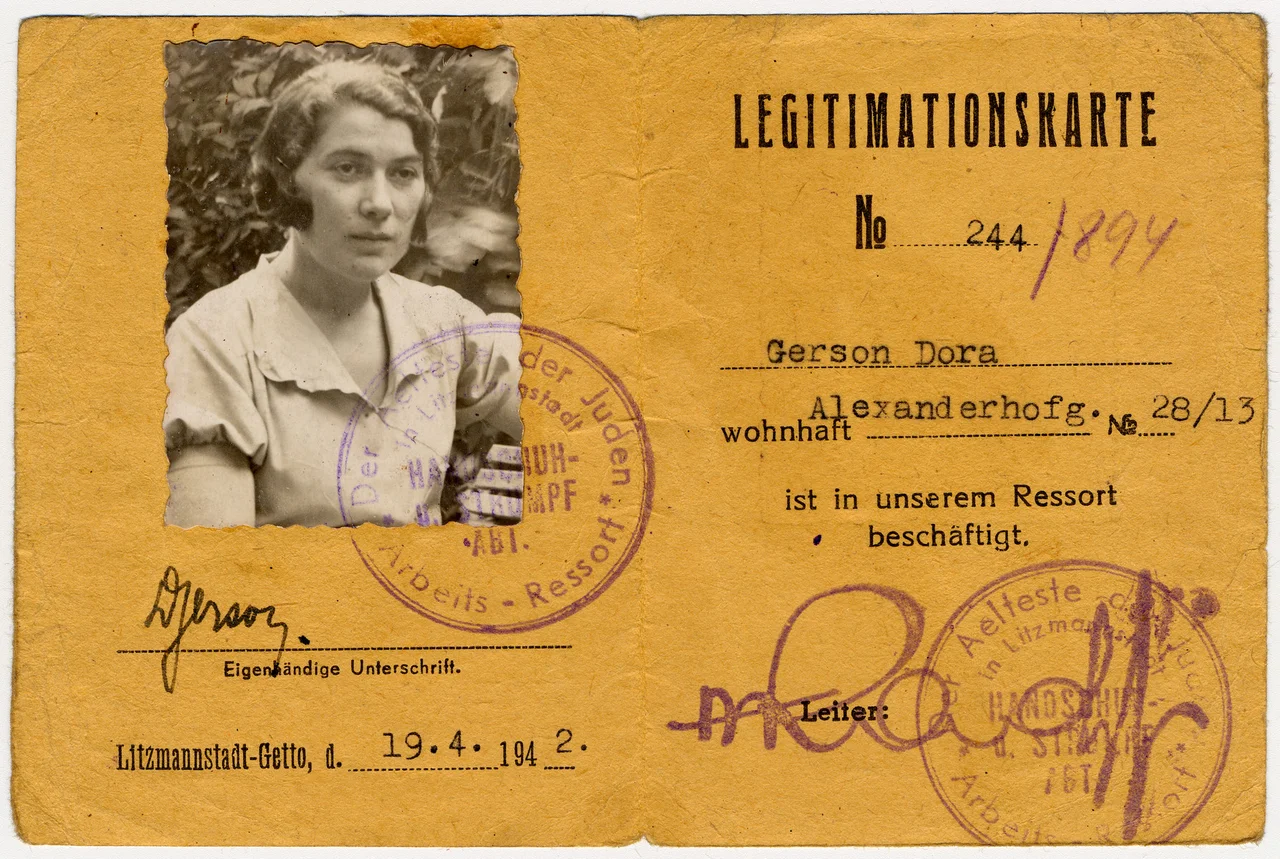 Identification card issued to Dora Gerson, (born in Łódź) in the Lodz ghetto. NOT the actress Dora Gerson!