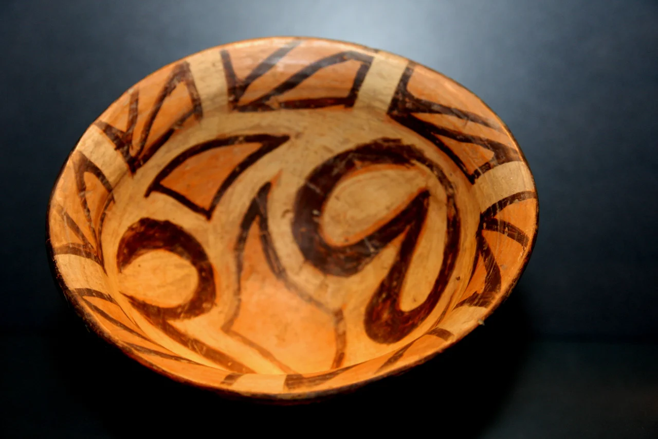 Cucuteni Pottery W