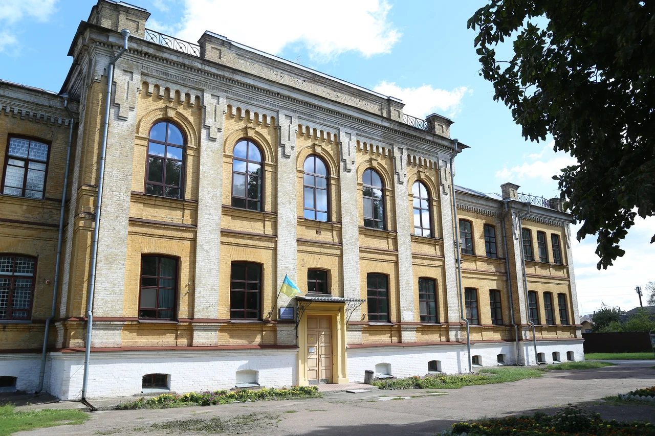 Future of the Chernihivsk Oblative Art Museum named after Grigory Galaghan