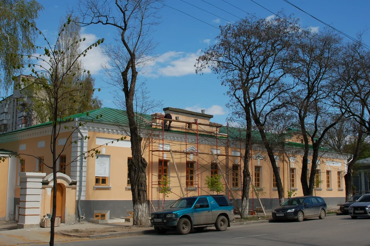 former Alexander Palace in Taganrog in the process of renovation