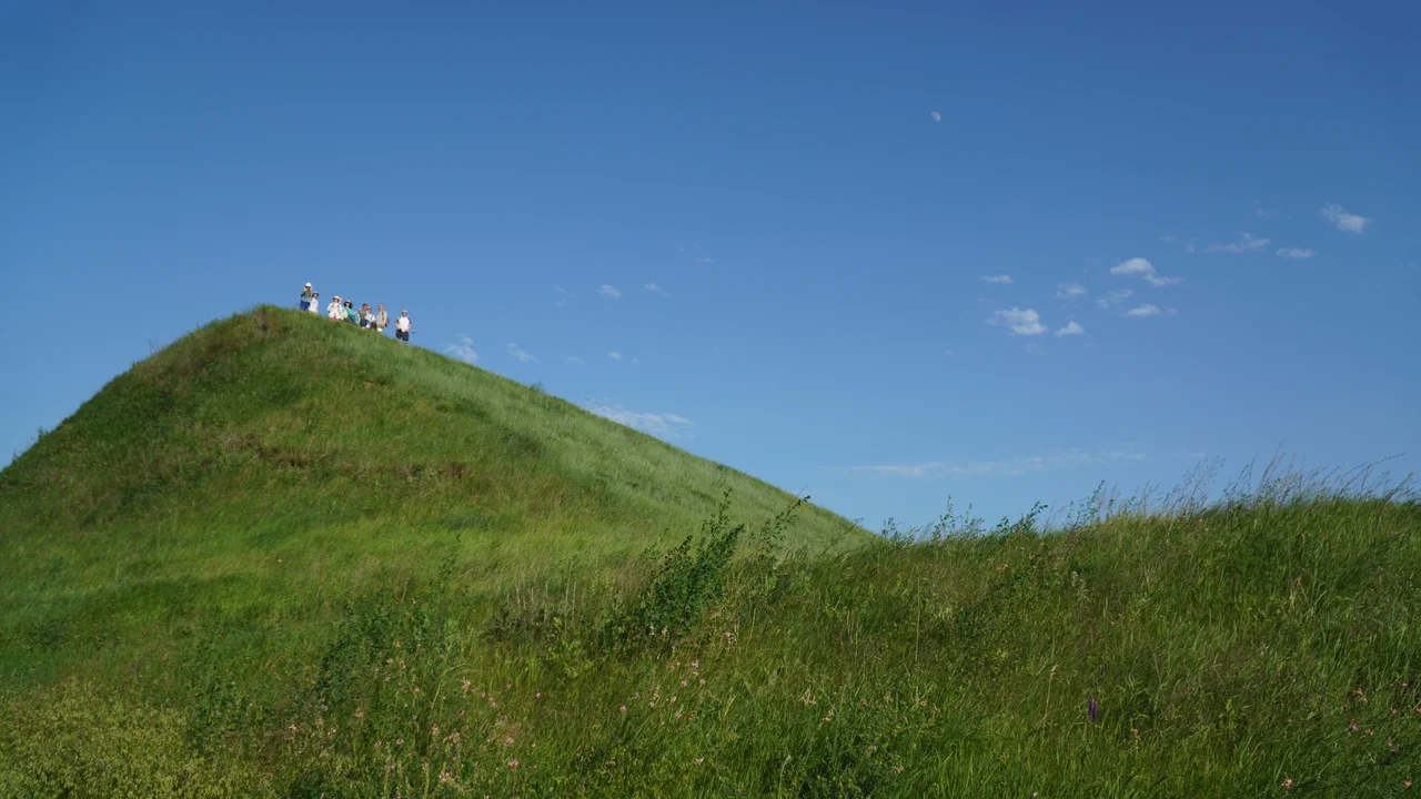 Earthen fortifications of the Scythian period (6th century BC).
Bilsk Hillfort. Poltava region. Ukraine.