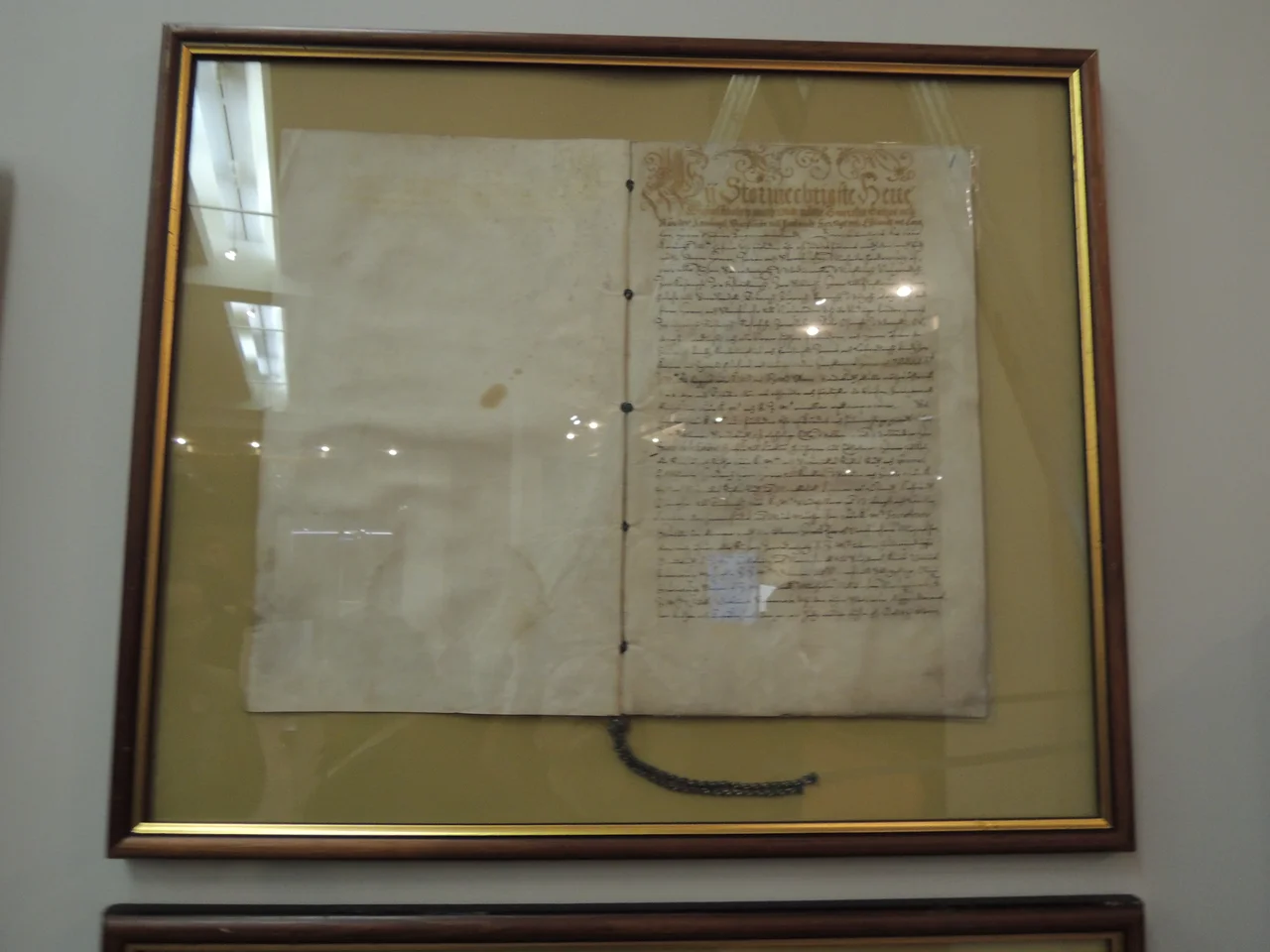 1 мая 1617 года. Ратификация шведского короля Густава Адольфа на Столбовский договор о вечном мире между Россией и Швецией. Пергамен. Шведский язык, титул короля выполнен золотой краской, прошита шелковым шнуром. Подпись-автограф короля. РГАДА. Ф. 96. Оп. 3, Д. 26, Л. 1 
Выставка "Романовы. Начало династии", приуроченная к 400-летию избрания на царство Михаила Федоровича Государственный Исторический музей, весна 2013 года