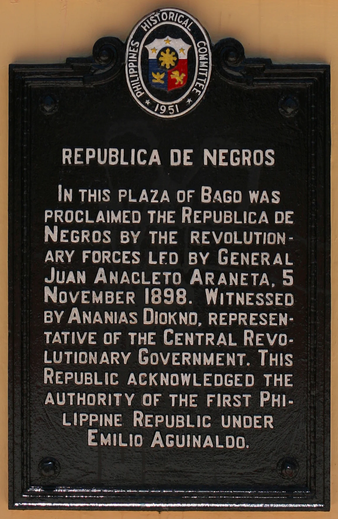 Targa a ricordo della Repubblica di Negros a Bago, Negros Occidental, Filippine