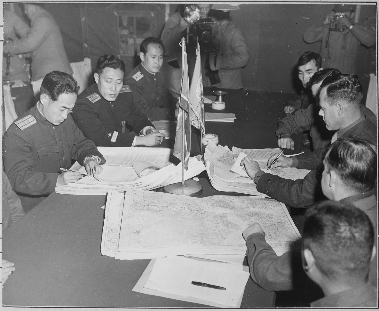 General notes:  Use War and Conflict Number 1516 when ordering a reproduction or requesting information about this image.