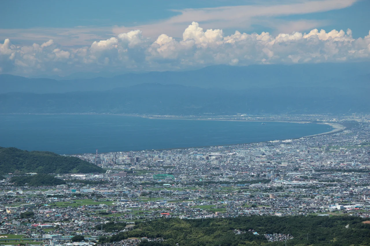 Fuji Coasat and the deep part of Suruga Bay as seen from the east.