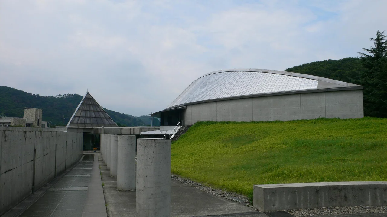 Kasakakeno Iwajuku Bunka Shiryokan(Iwajuku Museum)   about paleolithic ruins -Iwajuku